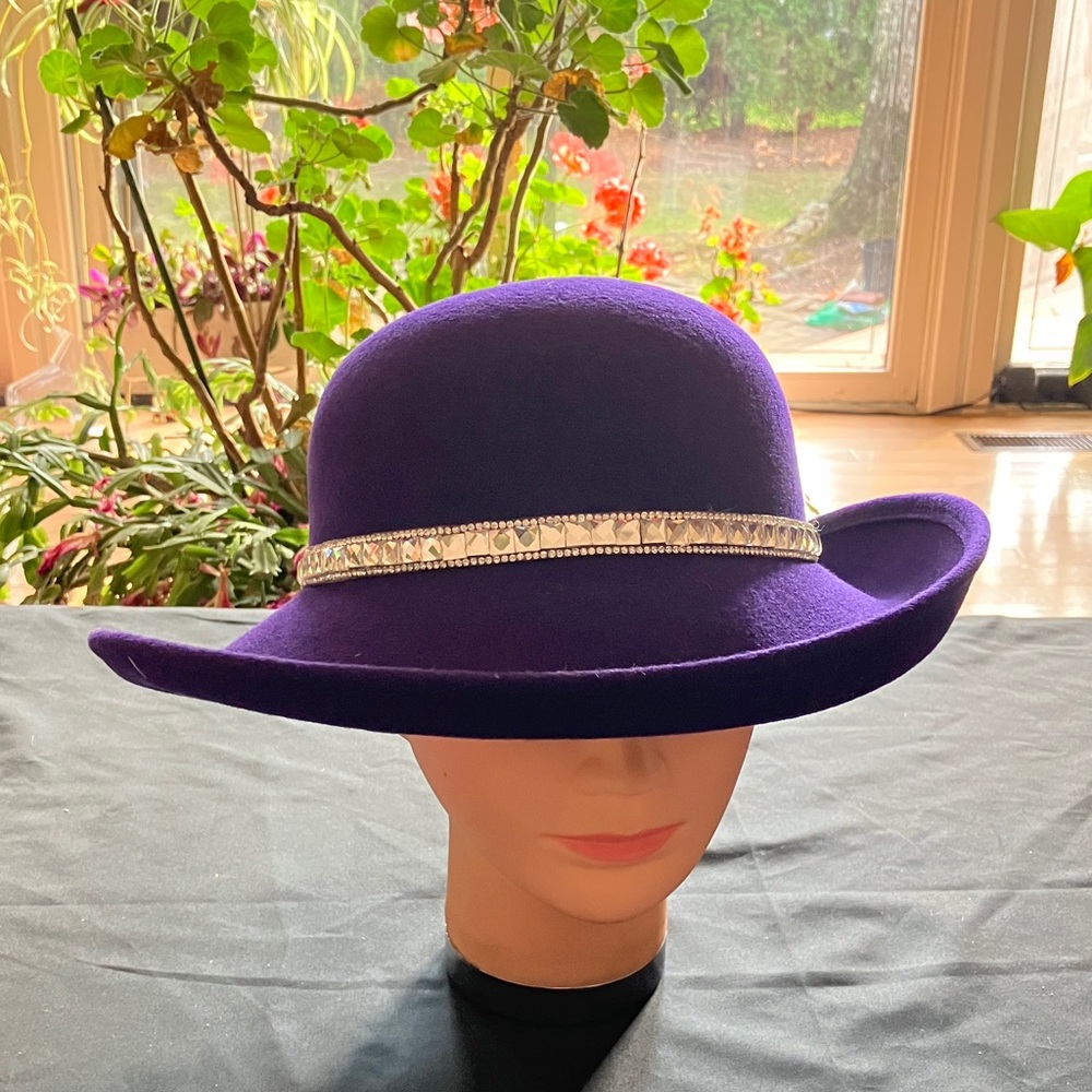 Elegant Purple Wool Hat with Silver Rhinestone Band